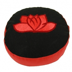 Meditatiekussen zwart/rood lotus geborduurd (8008)